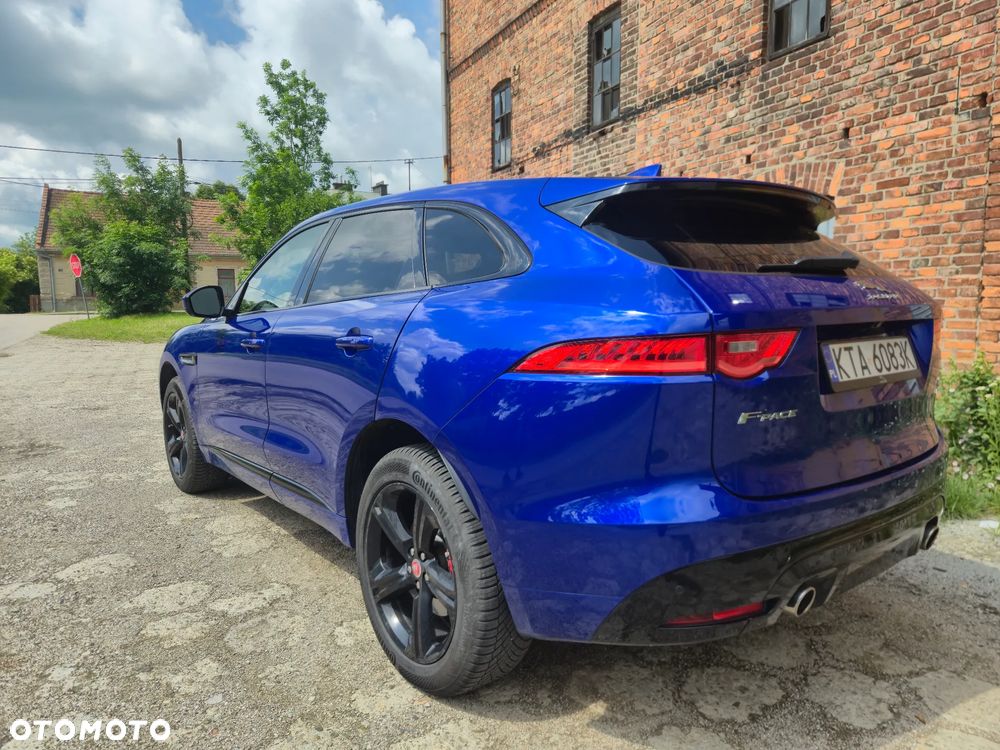 Jaguar F-Pace 3.0 V6 AWD S - 8