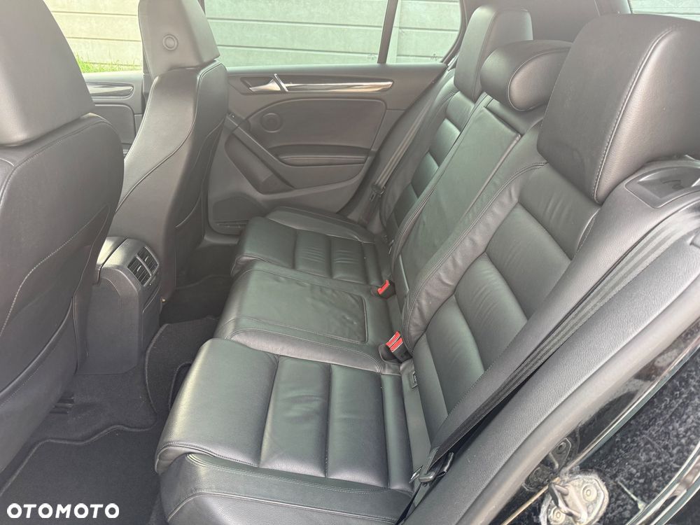 Volkswagen Golf - 23