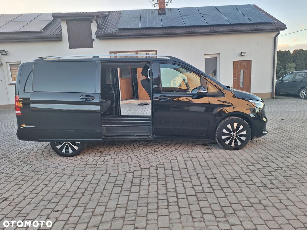 Mercedes-Benz Klasa V - 16