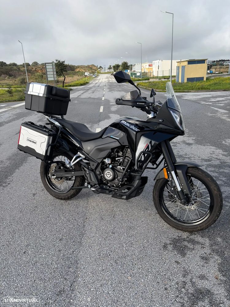 Macbor Montana XR1 125 - 1