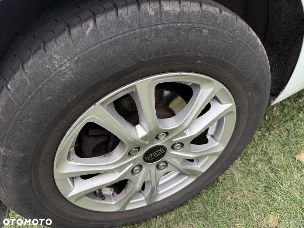 Kia Venga - 13