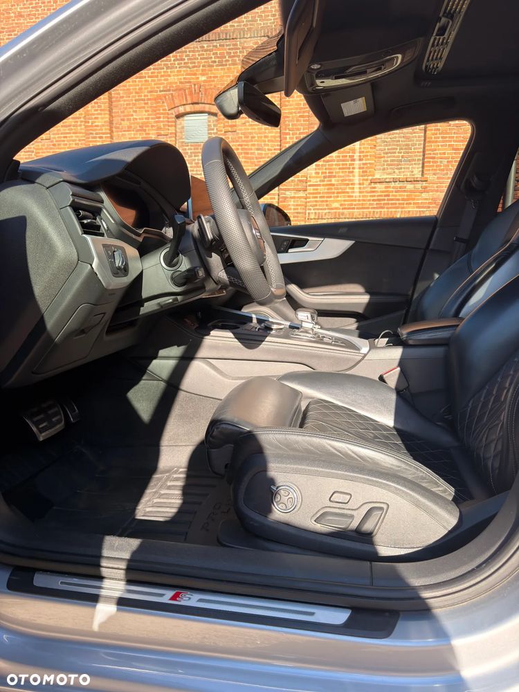Audi S4 Limousine - 27