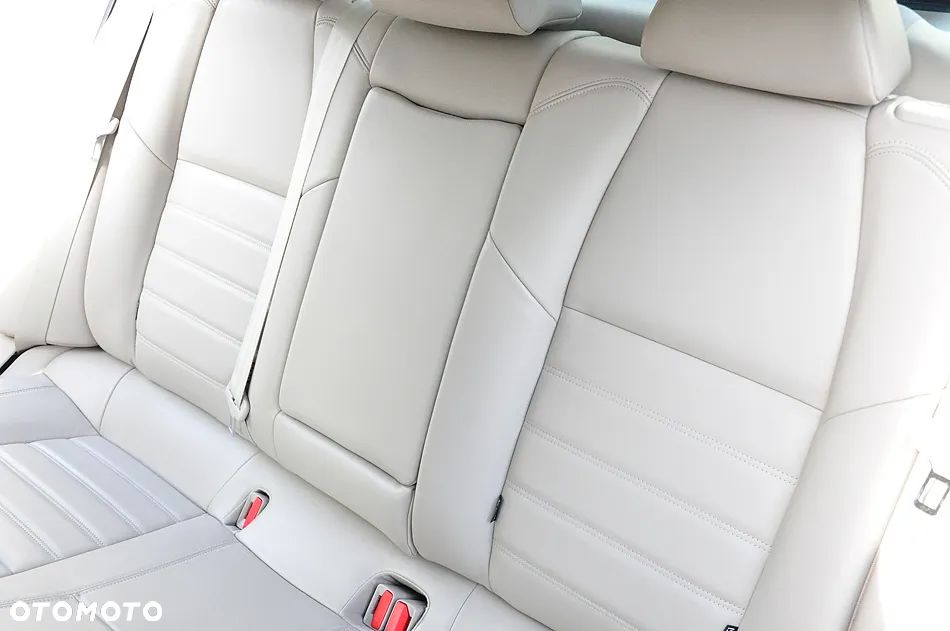 Peugeot 508 HDi FAP 140 Allure - 10