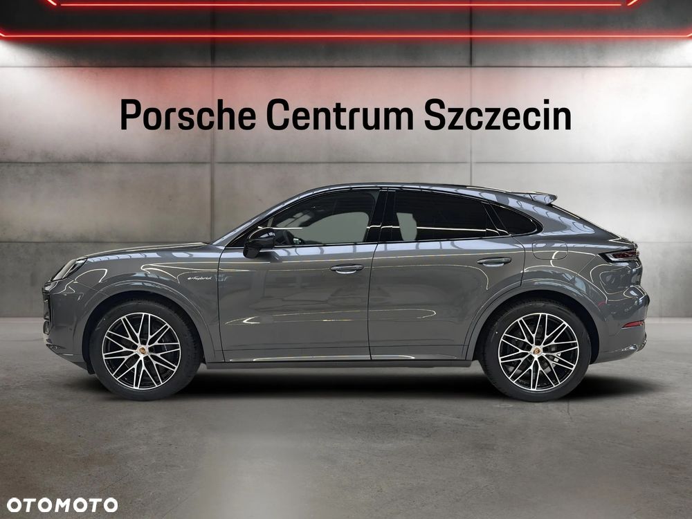 Porsche Cayenne E-Hybrid PHEV Black Edition - 2