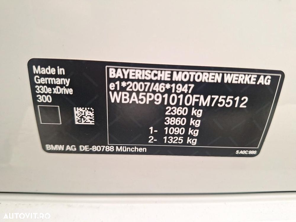 BMW Seria 3 330e xDrive Aut. Sport Line - 16