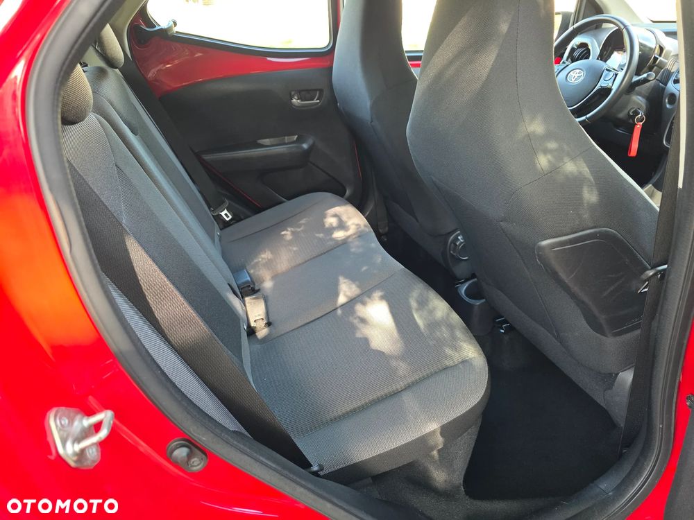 Toyota Aygo - 12