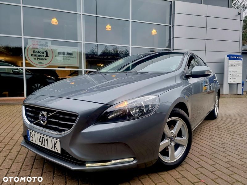 Volvo V40 D2 Momentum - 1