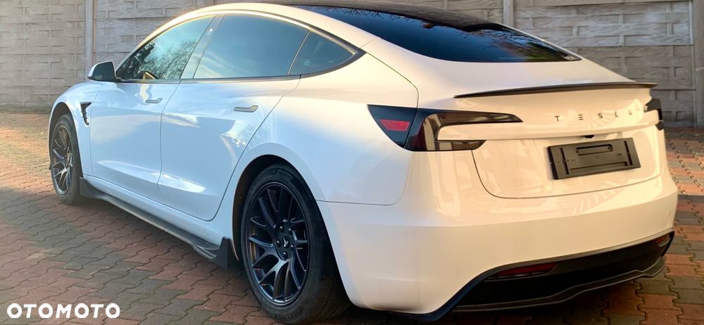 Tesla Model 3 RWD Premium - 7