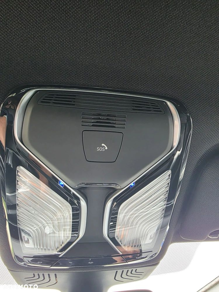 BMW Seria 7 730d xDrive - 25