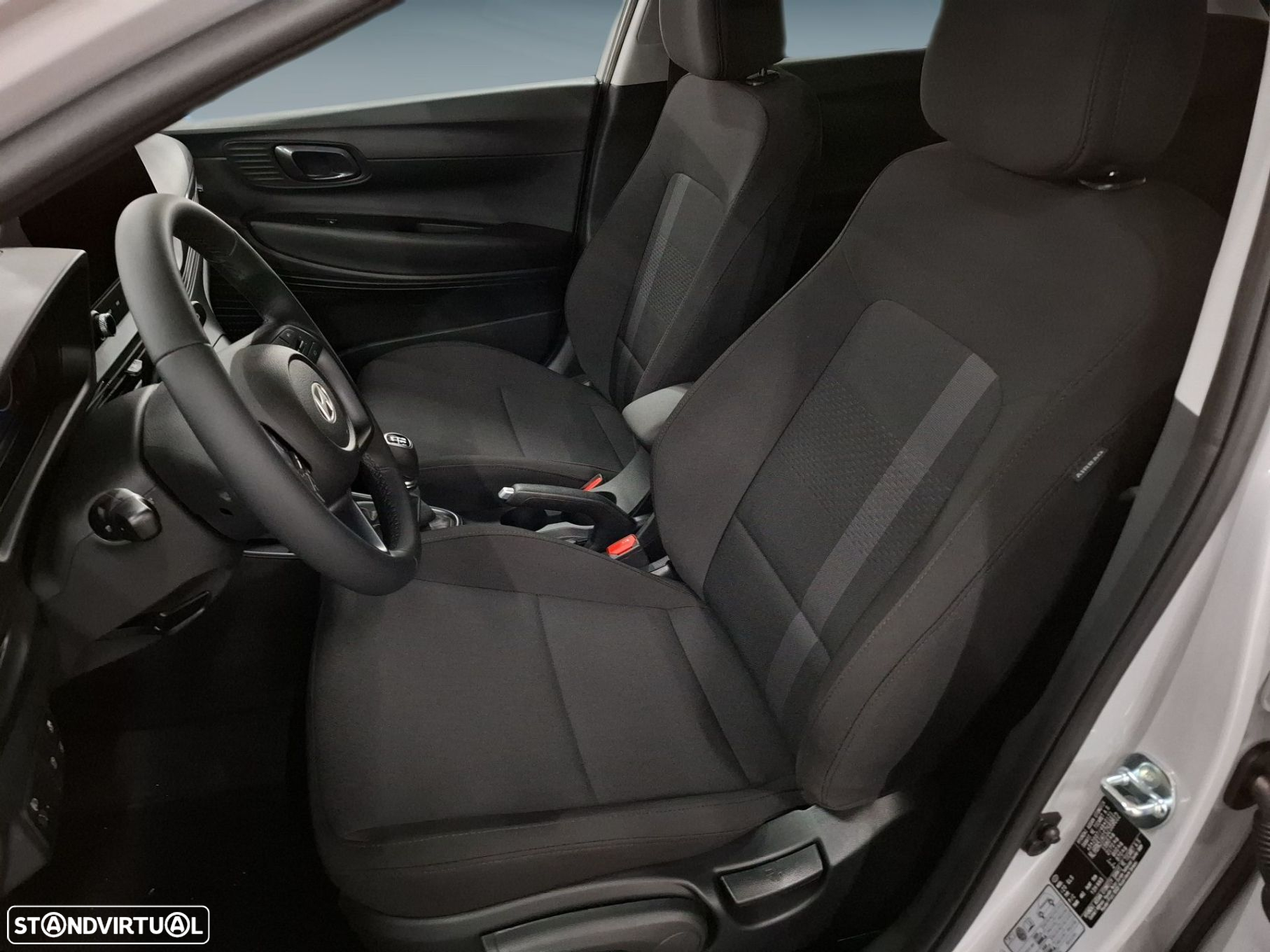 Hyundai i20 1.2 Comfort - 11