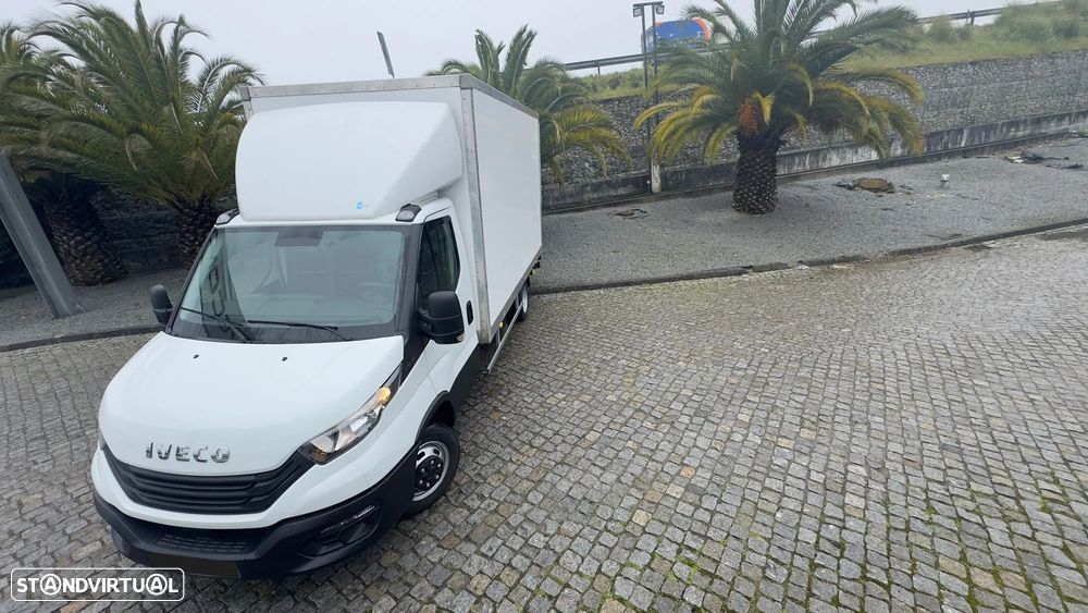 Iveco 35C16 3.0 C/PLATAFORMA - 4