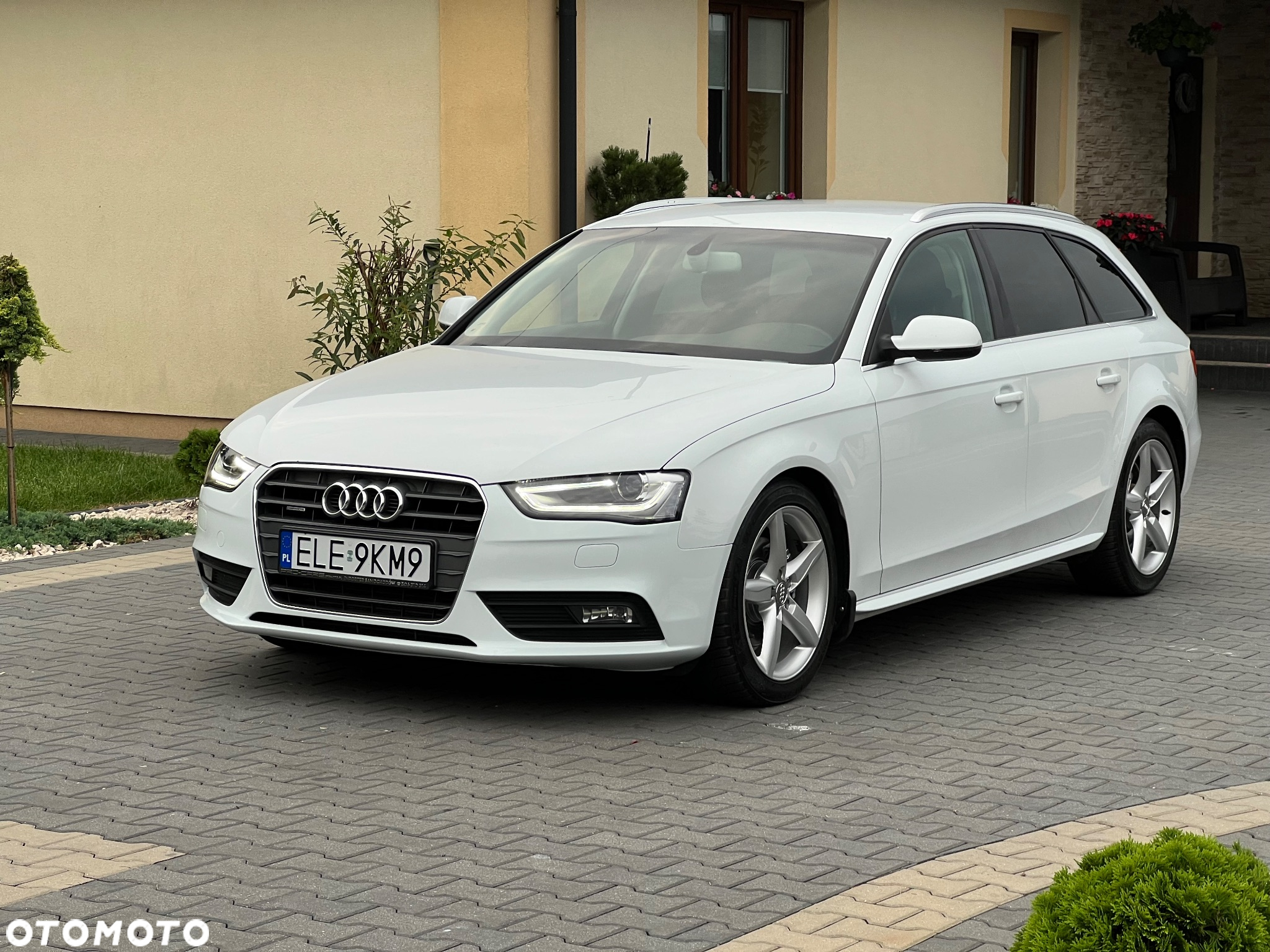 Audi A4 Avant 2.0 TDI Quattro S tronic - 4