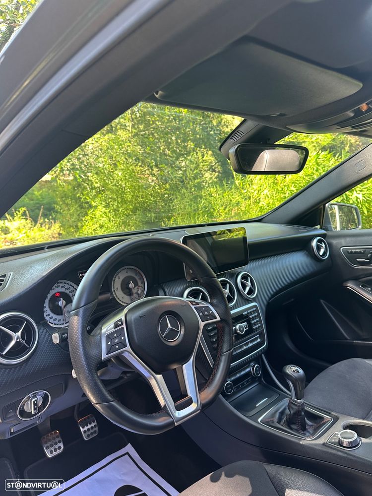 Mercedes-Benz A 180 CDI AMG Line - 33