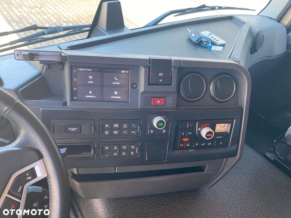 Renault T480 SLEEPER CAB / STANDARD / HYDRAULIKA POD WYWROTKĘ! - 24