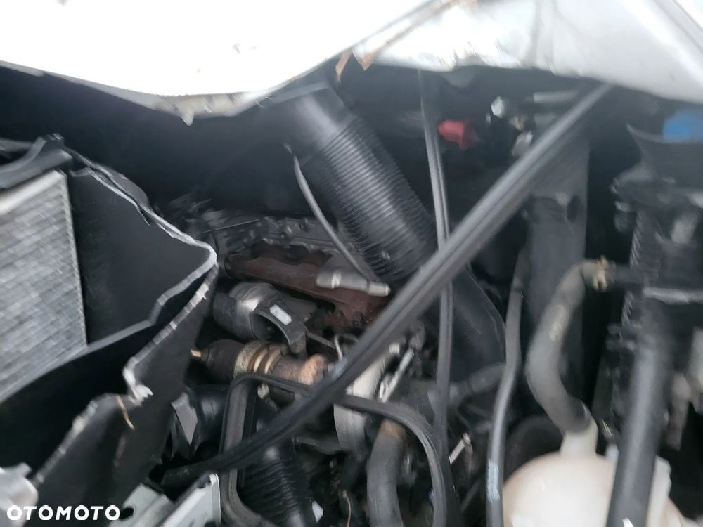 Mercedes-Benz Sprinter - 12