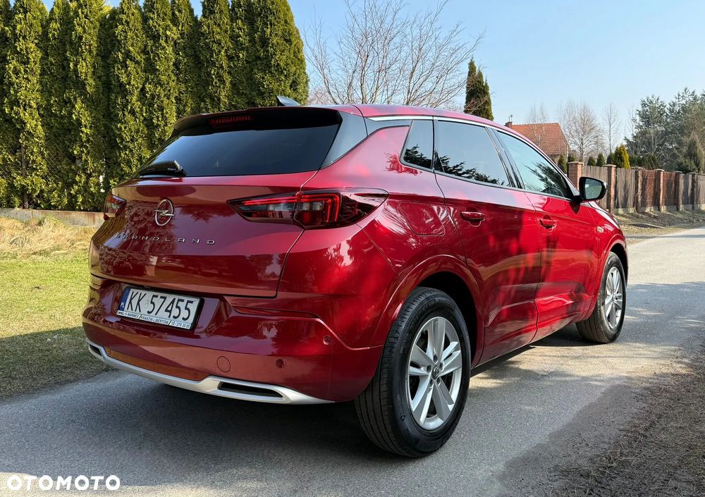 Opel Grandland X 1.2 T GPF Design&Tech S&S - 8