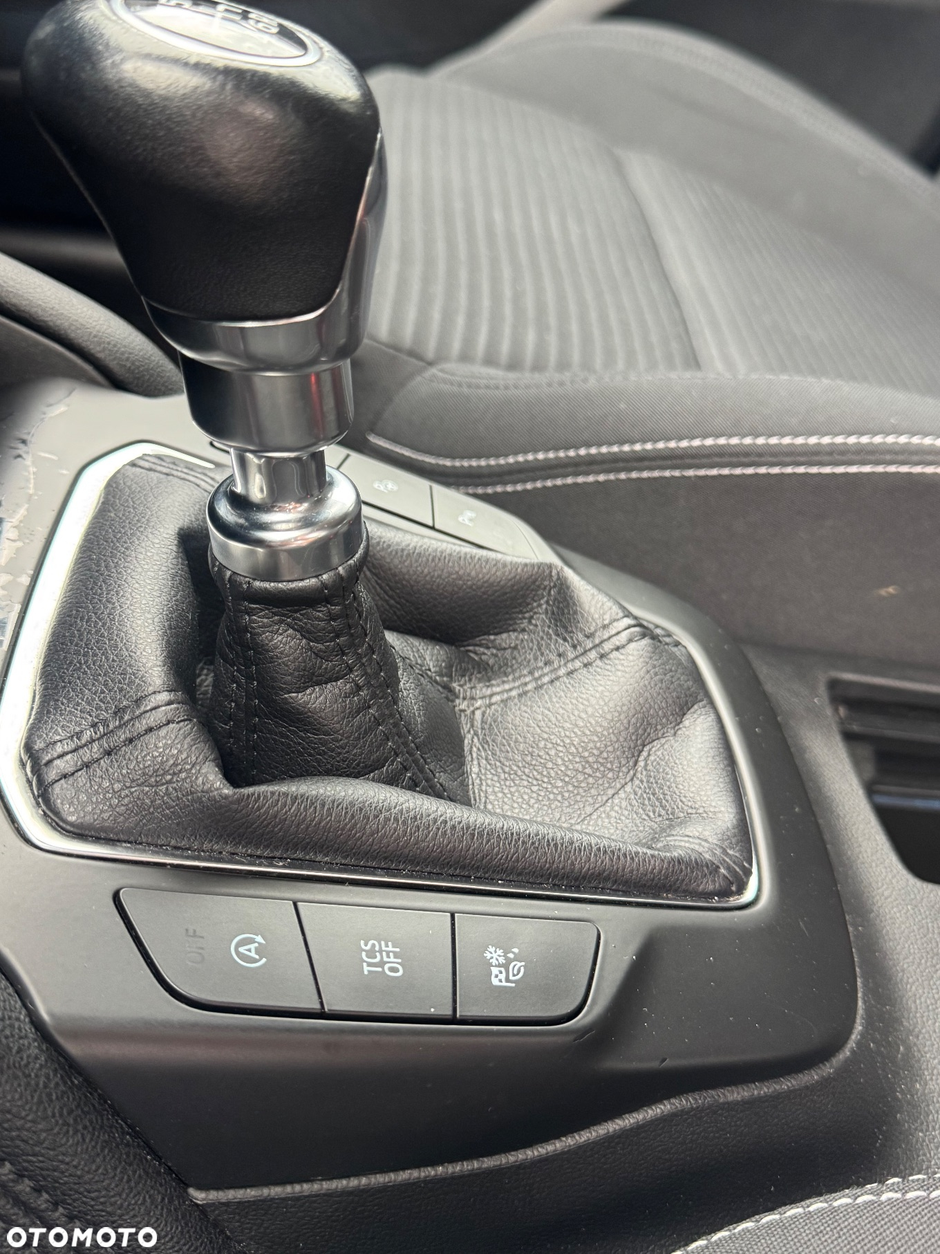 Ford Focus 1.0 EcoBoost Start-Stopp-System TITANIUM DESIGN - 26