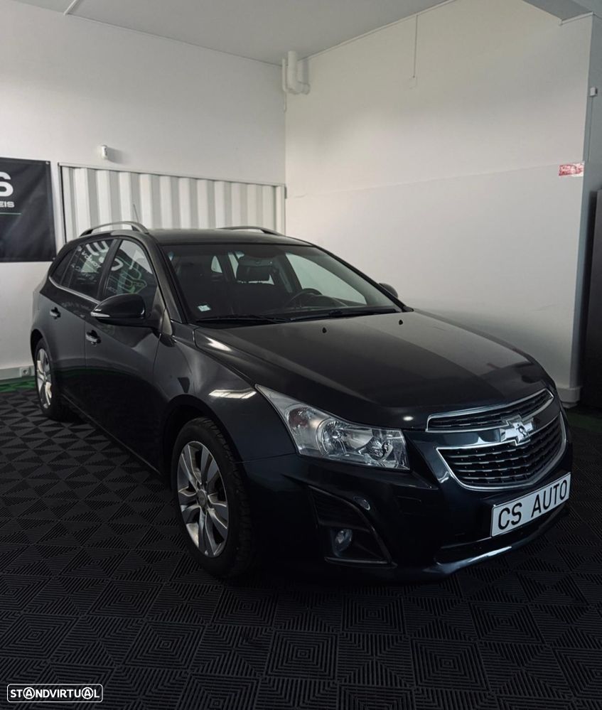 Chevrolet Cruze 1.7 VCDi LT - 3