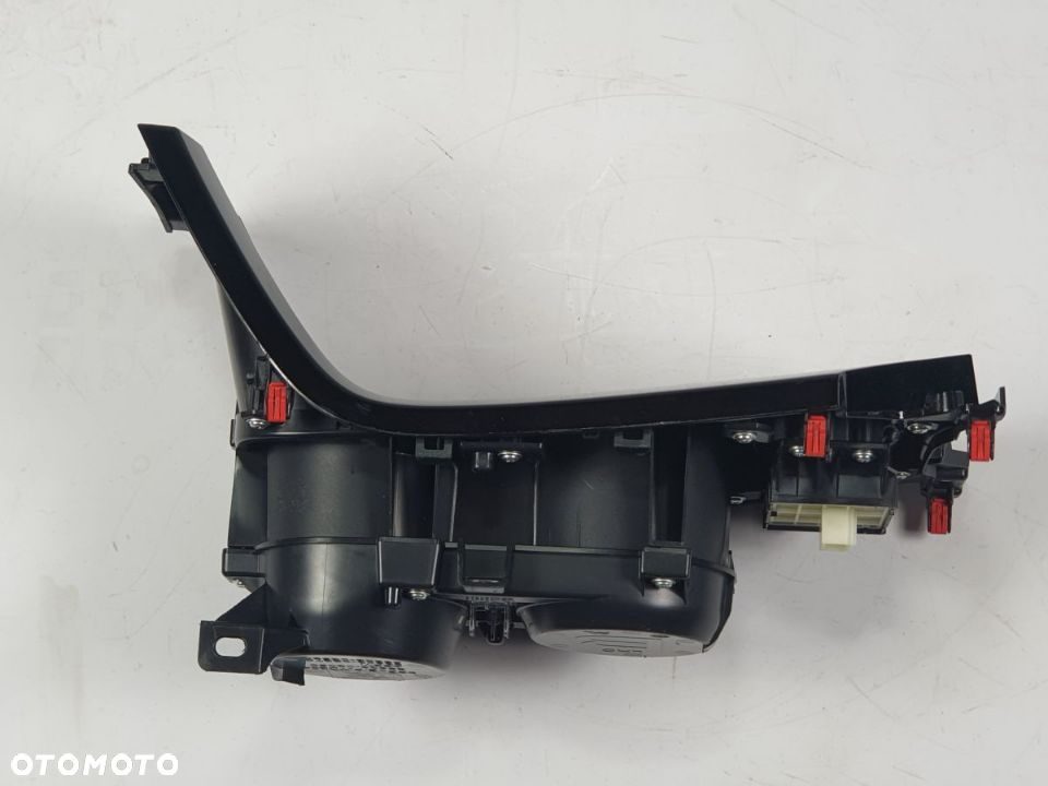 Panel Tunelu Środkowego TOYOTA COROLLA od 2019 roku - 3
