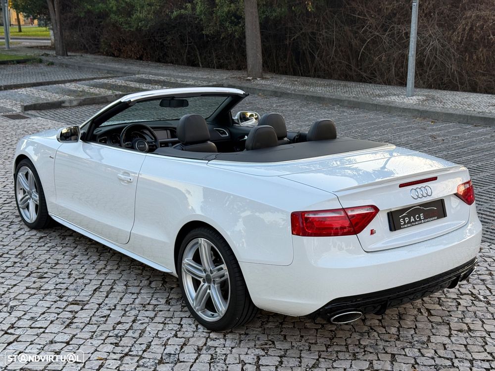 Audi A5 Cabrio 2.0 TDi S-line - 8