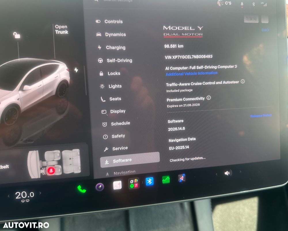 Tesla Model Y - 6