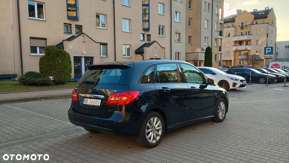 Mercedes-Benz Klasa B 180 (CDI) d 7G-DCT - 7