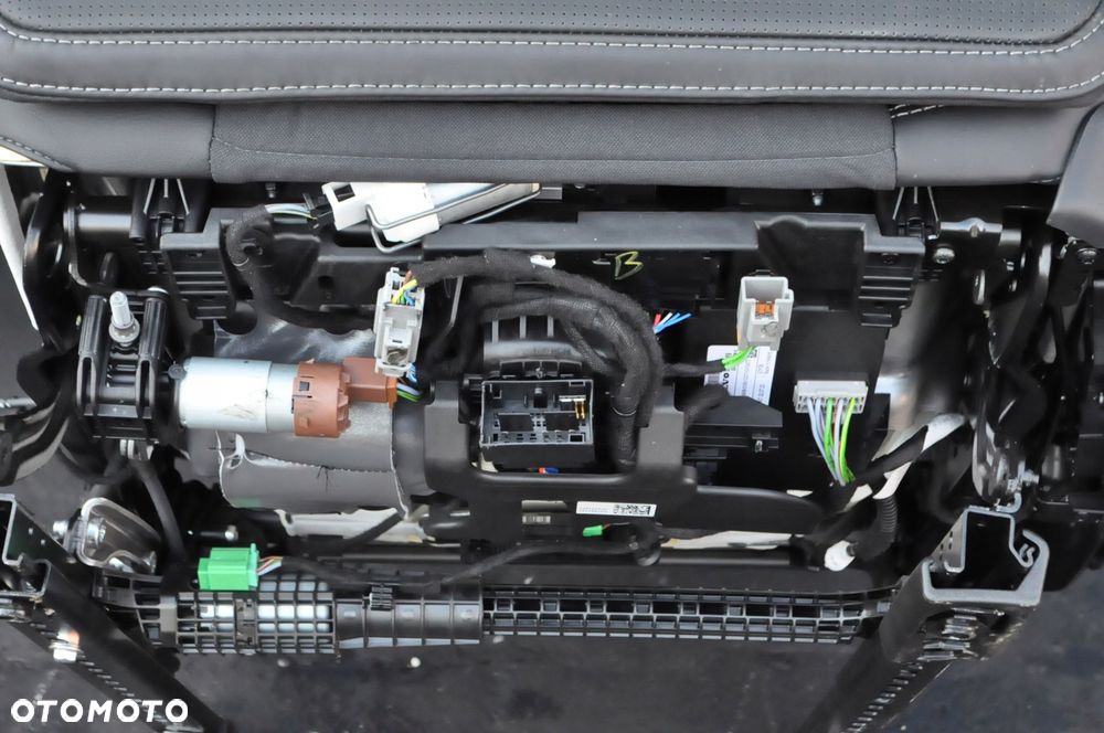 VOLVO XC60 II KOMPLET FOTELI FOTELE SIEDZENIA SKÓRA MASAŻE - 9