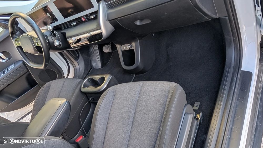Hyundai Ioniq 5 72,6 kWh 4WD - 7