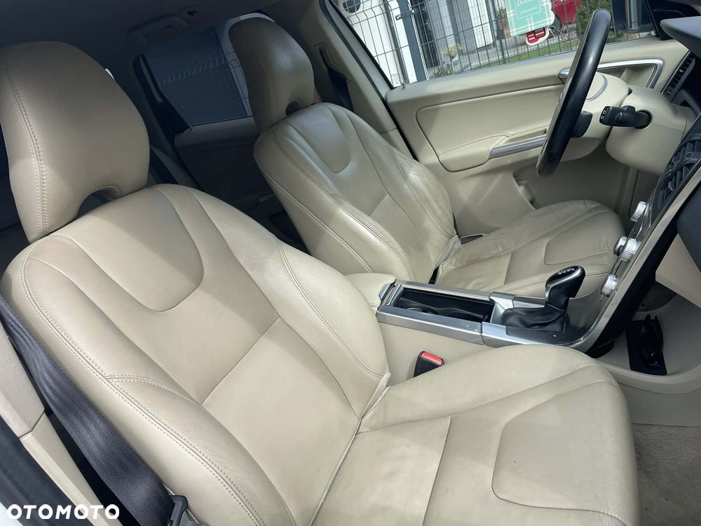 Volvo XC 60 - 6