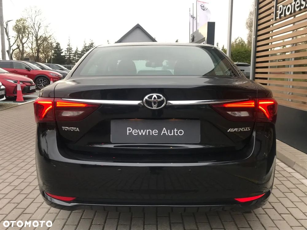 Toyota Avensis 1.8 Premium - 7
