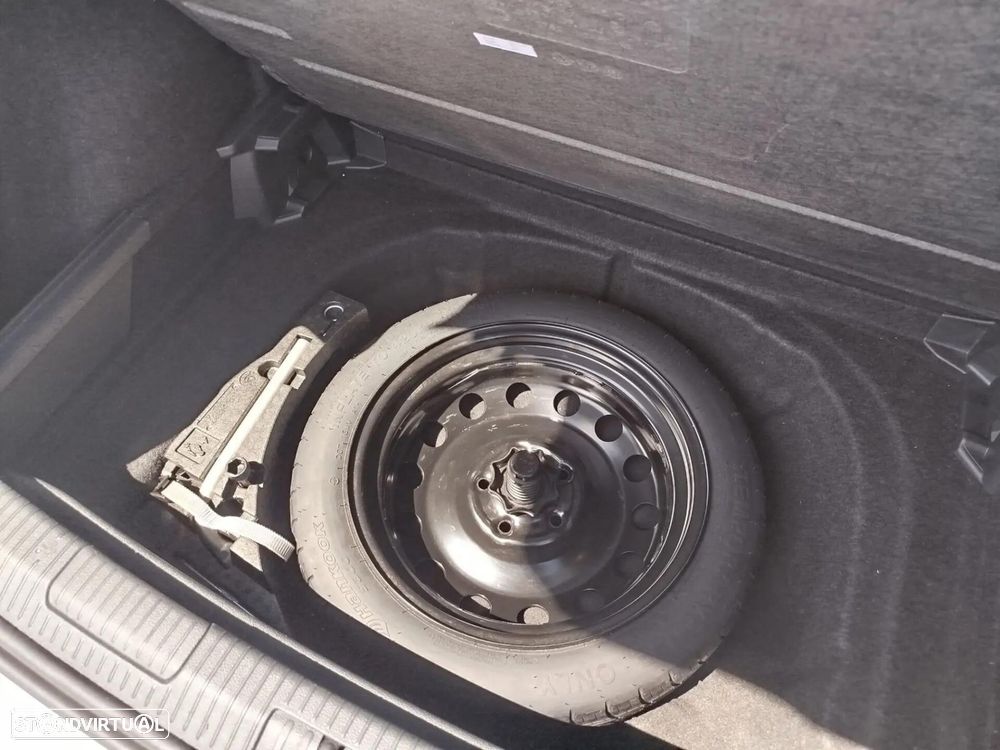 VW Golf 1.0 TSI OPF DSG Comfortline - 24