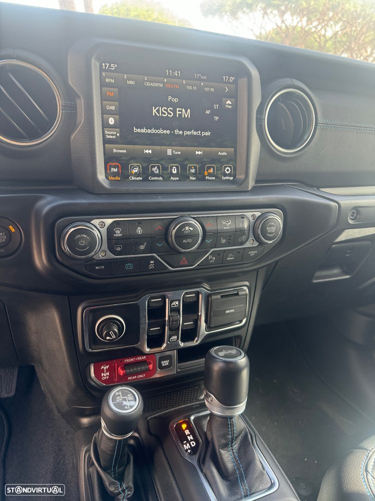 Jeep Wrangler - 6