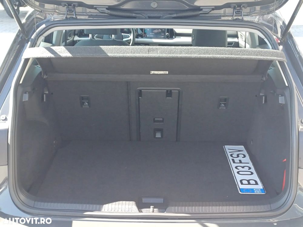 Volkswagen Golf 1.5 eTSI ACT DSG MHEV Life - 6