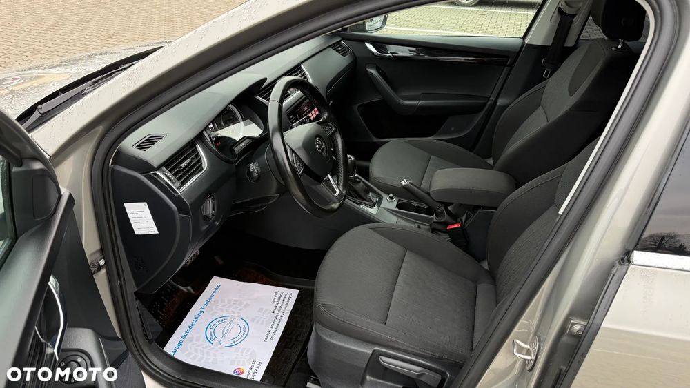 Skoda Octavia 2.0 TDI Style DSG - 14