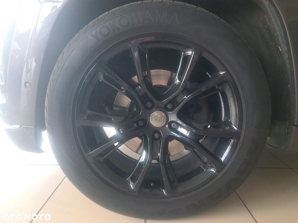 Jeep Grand Cherokee 3.0 CRD Overland Summit EU6 - 15