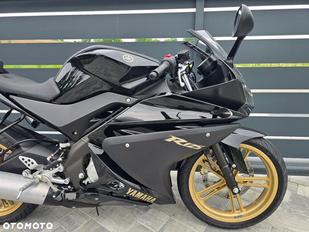 Yamaha YZF - 29