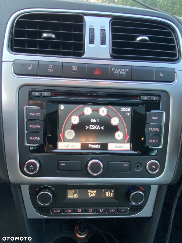 Volkswagen Polo 1.2 TSI DSG MATCH - 29