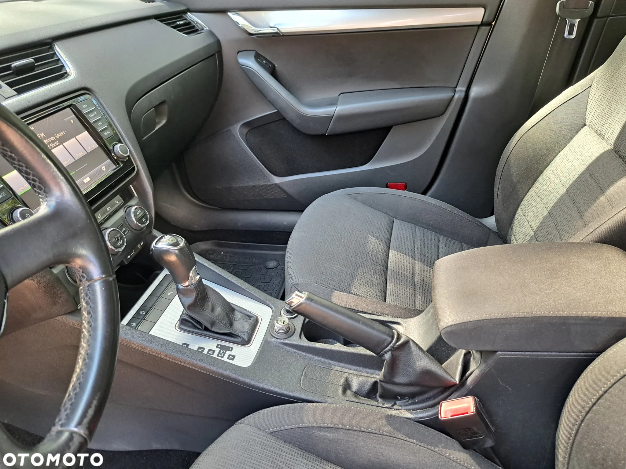 Skoda Octavia 2.0 TDI Elegance DSG - 11