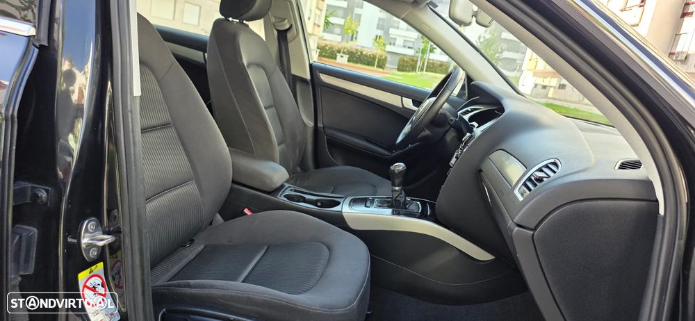 Audi A4 2.0 TDI exclusive - 11