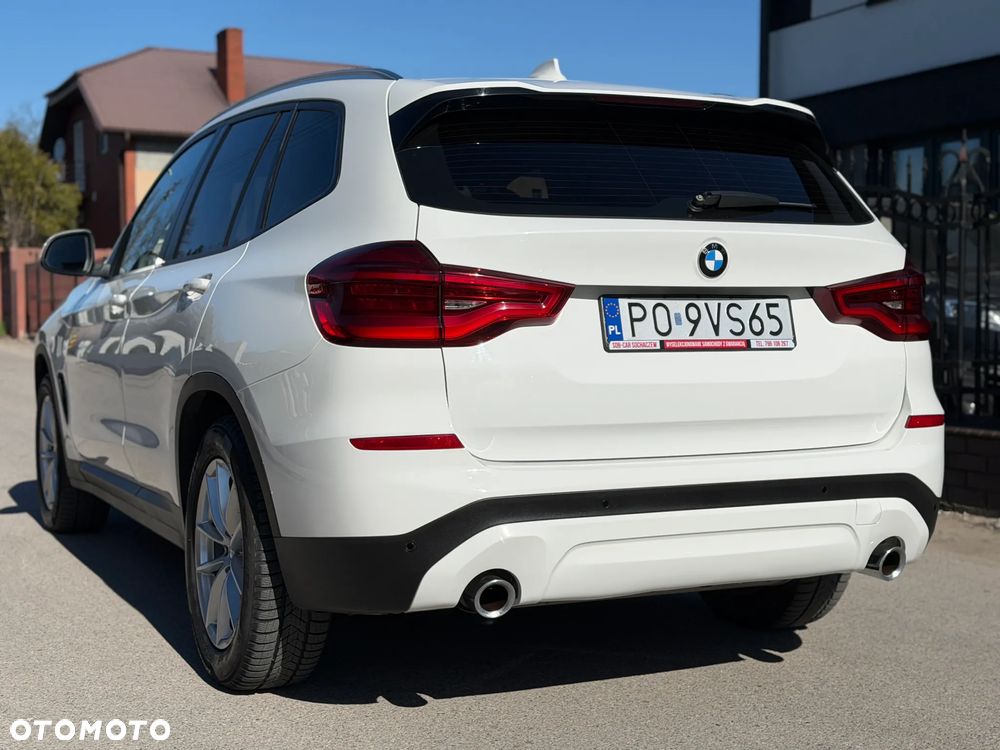 BMW X3 xDrive20i GPF Advantage - 6