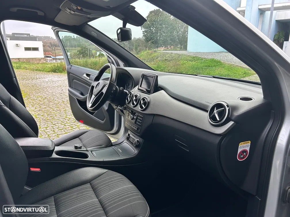 Mercedes-Benz B 200 CDi BlueEfficiency Aut. - 21