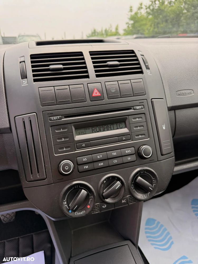 Volkswagen Polo 1.2 Attractive - 18