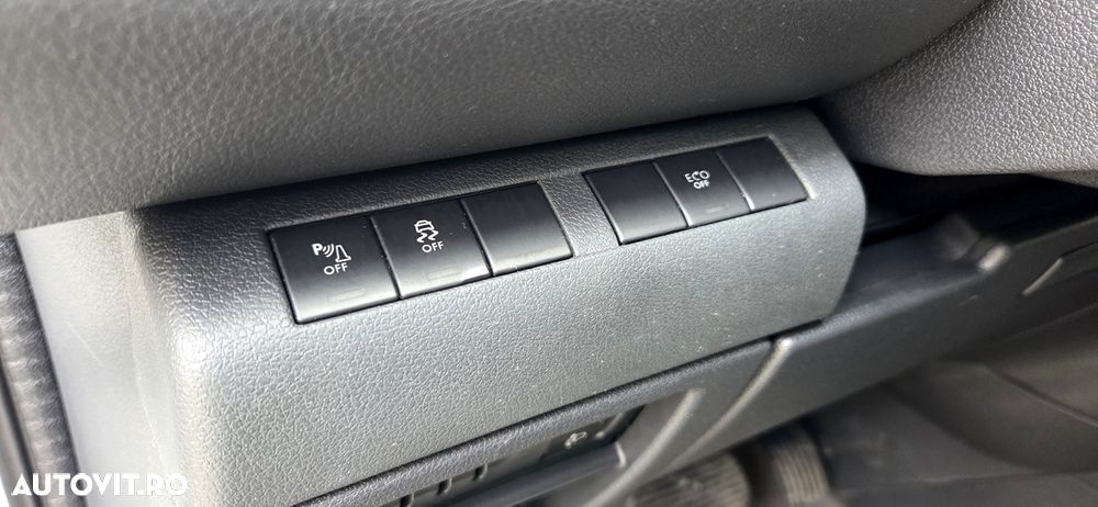 Peugeot 3008 Hybrid4 - 19