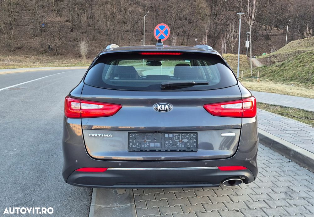 Kia Optima Sportagon 1.7 CRDI DCT Edition 7 - 12