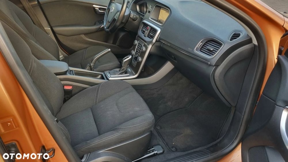 Volvo V40 Cross Country D3 Geartronic Kinetic - 11