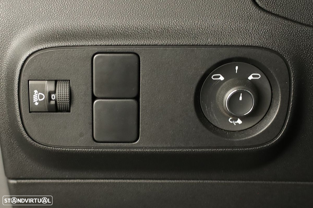 Citroën C3 1.2 PureTech Plus - 17