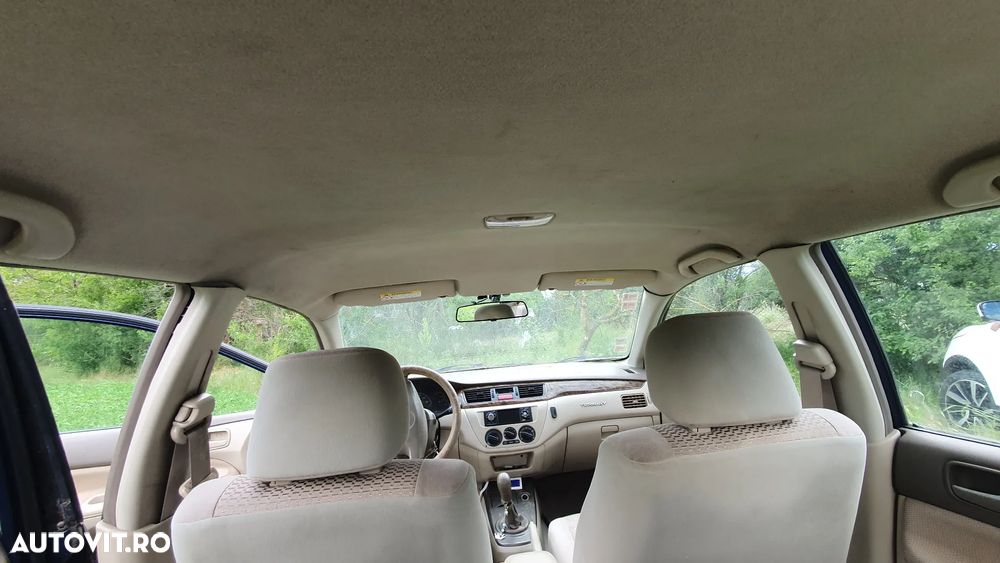 Mitsubishi Lancer 2.0 Comfort - 10