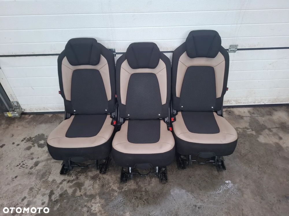 Citroen C4 picasso II fotele siedzenia tył - 1
