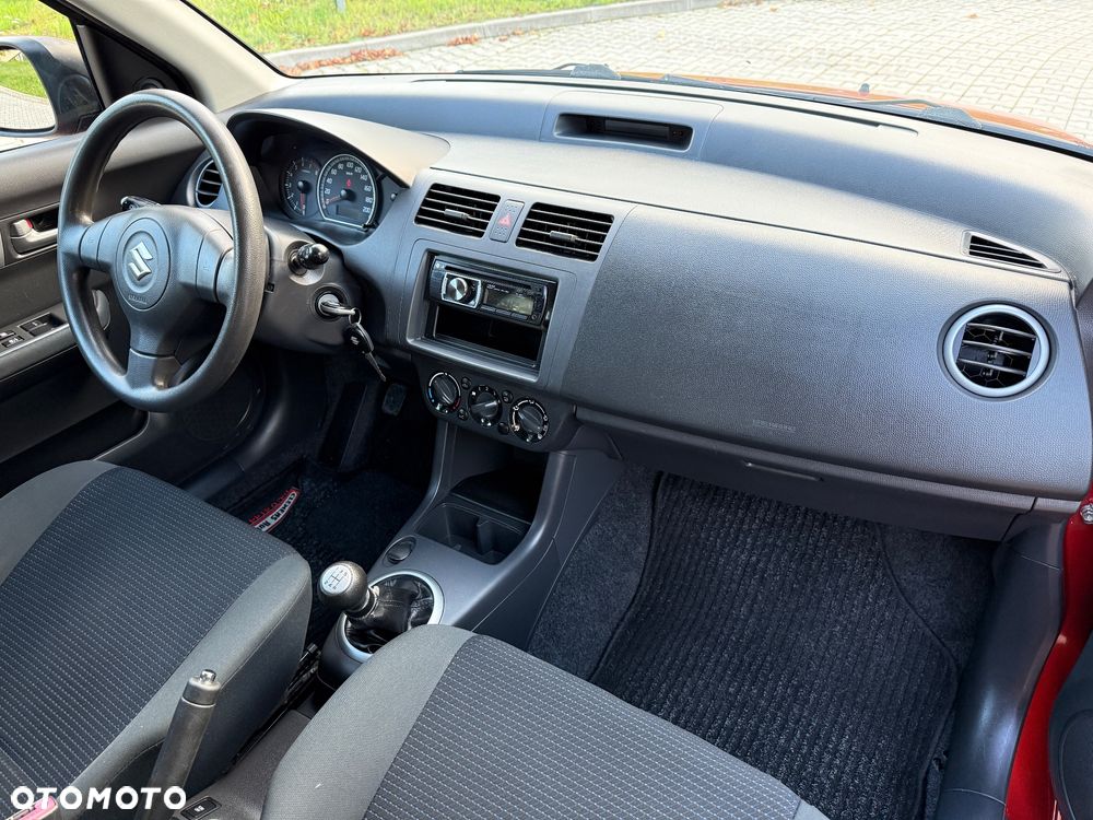 Suzuki Swift 1.3 Comfort - 12