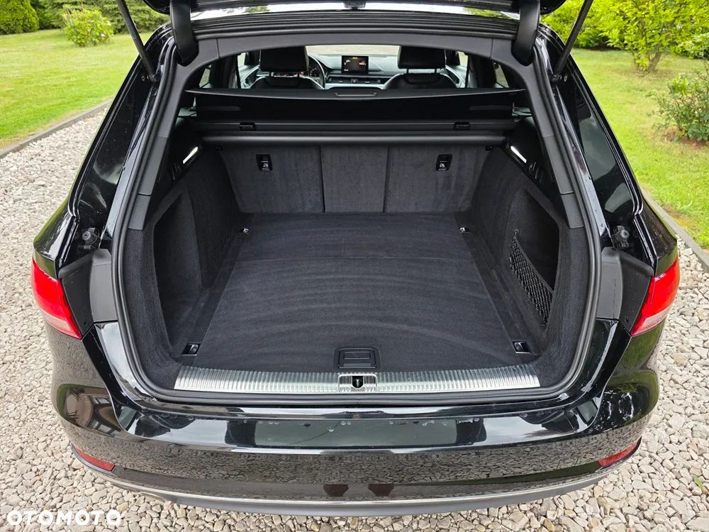 Audi A4 Avant 2.0 TDI DPF clean diesel multitronic S line Sportpaket - 33